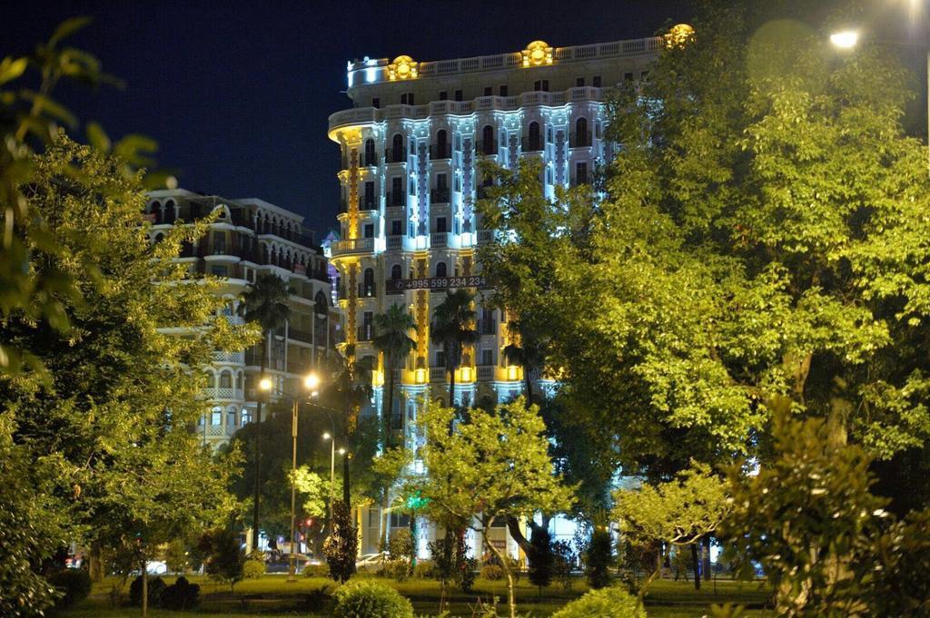 Batumi Parkview Apartment Buitenkant foto